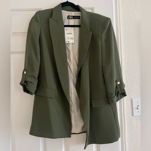 Zara blazer NEW WITH TAGS size medium army green